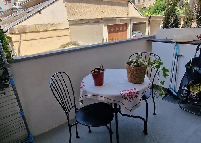 Aix Centre Cosy Calme Garage Terrasse アパート *